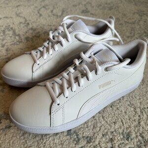 NWT White Puma Smash Women's Leather Sneakers - 7.5